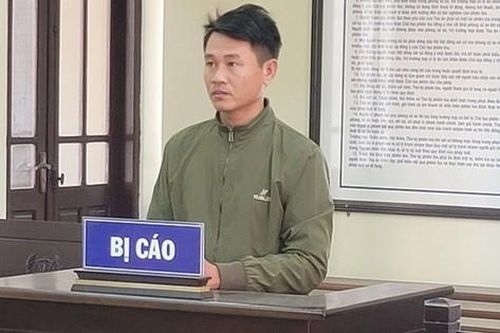 Hải Dương: Kết án kẻ ném cốc nước vào người Chủ tịch xã