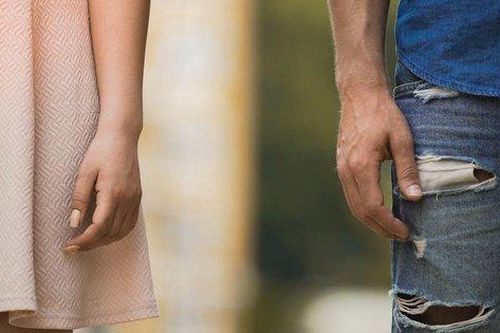 7 dấu hiệu vợ chồng bạn đã hết yêu nhau nhưng cuộc sống bận rộn khiến chúng bị lờ đi