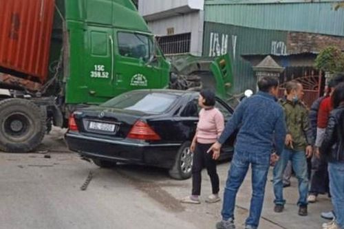Tai nạn giao thông liên hoàn giữa 4 phương tiện, một nạn nhân tử vong
