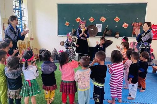 Bất cập xếp lương giáo viên