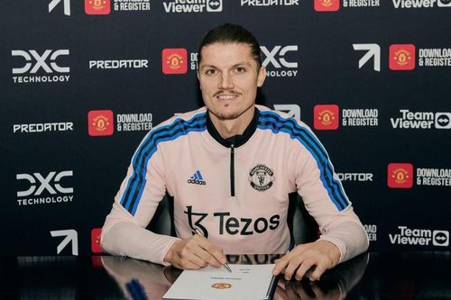 Man Utd ra mắt tân binh cuối cùng ở phiên chợ đông