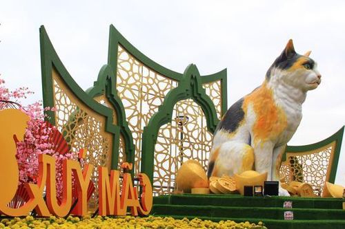 Đà Nẵng tặng các linh vật mèo cho trường mầm non