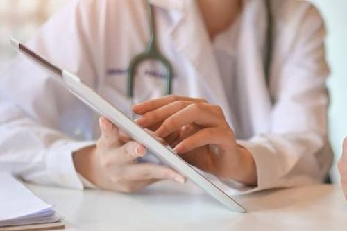 Bác sĩ y học dự phòng có thuộc đối tượng được tăng phụ cấp?