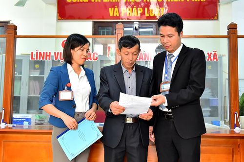 Tạo đột phá từ công tác cán bộ