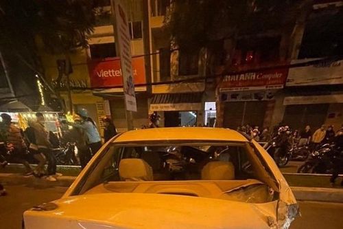 Đà Nẵng: Hai xe ô tô va chạm, một người tử vong