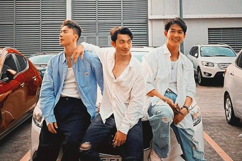 Bộ ba sao nam đẹp trai nhất nhì Vbiz tụ họp cùng một chỗ nhưng 'nó 'lạ lắm'