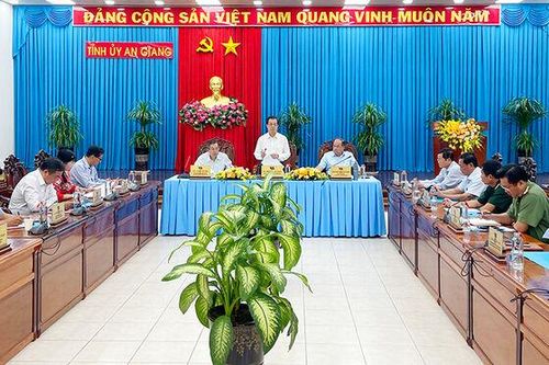 An Giang khẩn trương thực hiện giai đoạn 1 Dự án tuyến đường bộ cao tốc Châu Đốc – Cần Thơ – Sóc Trăng đoạn đi qua địa phận của tỉnh