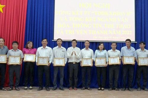 UBND huyện Phú Tân triển khai nhiệm vụ phong trào 'Toàn dân đoàn kết xây đời sống văn hóa' năm 2023