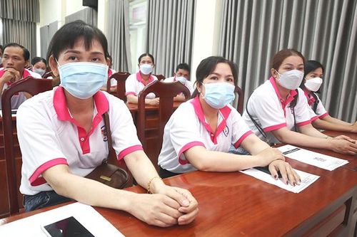 Quan tâm giáo dục định hướng lao động thời vụ khi sang nước ngoài làm việc