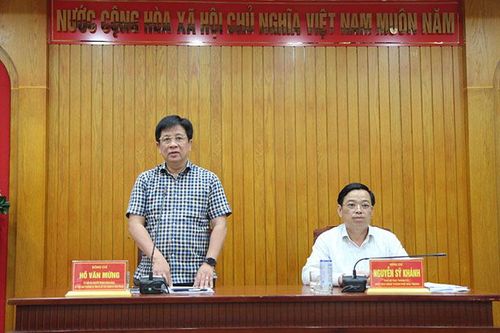 Giao ban bí thư đảng ủy, chủ tịch UBND xã, phường tháng 1