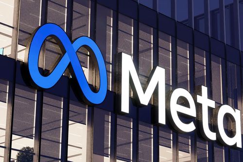 Công ty mẹ Facebook lỗ gần 14 tỷ USD trong năm 2022 vì metaverse