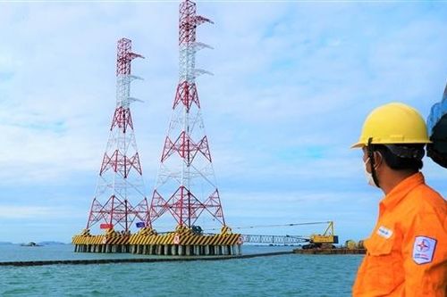 Công trình đường dây 220 kV vượt biển dài nhất Đông Nam Á