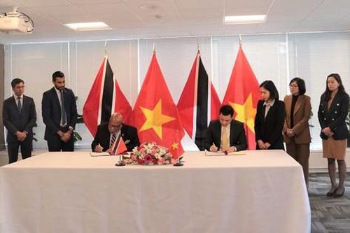 Việt Nam thiết lập quan hệ ngoại giao với Trinidad & Tobago