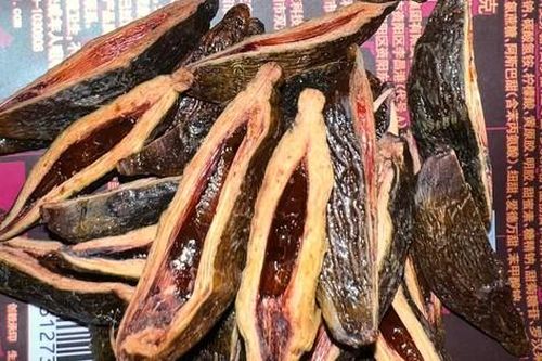 Lạ đời: Thứ quả 'mở đầu câu chuyện' ở Việt Nam ra nước ngoài thành loại kẹo gây sốt
