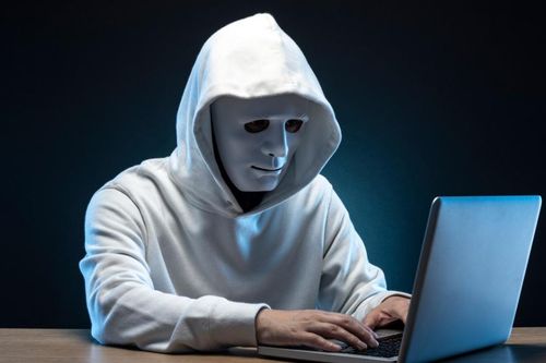Bị lừa gần 100 triệu đồng do tin lời 'hacker online'