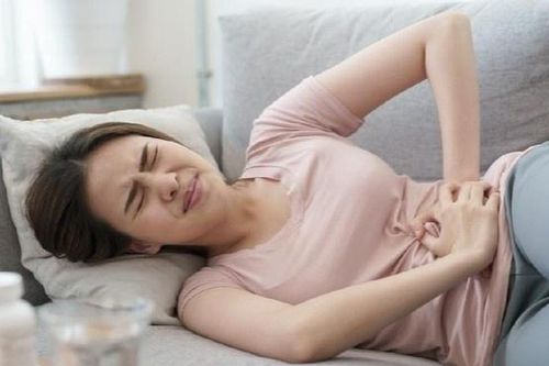Đau vùng dưới rốn, cô gái 19 tuổi bất ngờ phát hiện mắc ung thư