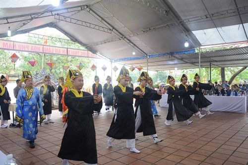 Tháng giêng, Lễ hội Đình làng Hòa Phú