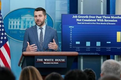 'Cánh tay đắc lực' của Tổng thống Mỹ Joe Biden từ chức