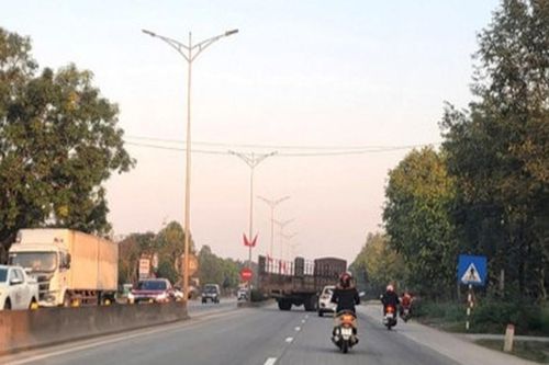 Khởi tố nữ tài xế vì không cứu người gặp nạn
