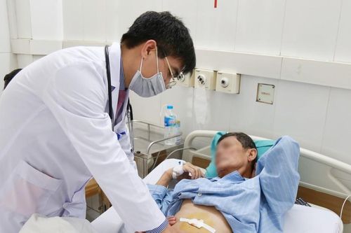 Sốt kéo dài nghĩ là sốt virus, đi khám phát hiện bệnh nguy hiểm