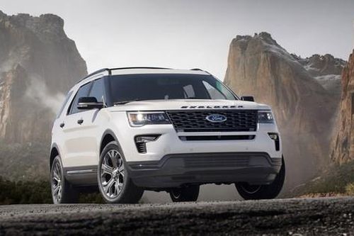 Mỹ điều tra hơn 1,8 triệu xe Ford Explorer