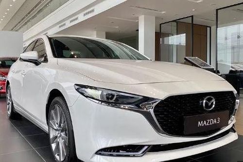 Tài chính 400 triệu nhưng lại thích Mazda3, tôi có nên mua trả góp?