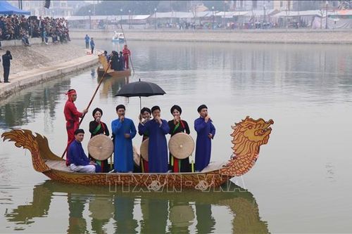 Về hội Lim trải lòng cùng tình yêu Quan họ