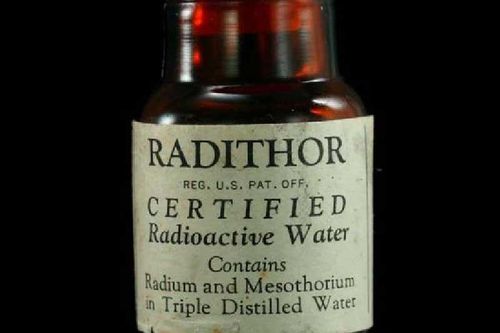 Radithor - Nước cất chứa phóng xạ từng được bán như một loại 'thần dược'