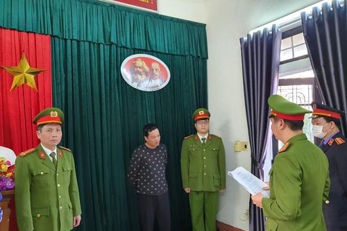Thuê xe sang Porsche rồi mang cầm cố lấy 4 tỷ đồng tiêu xài