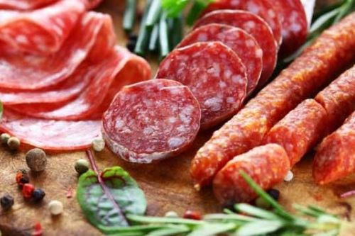Chỉ mặt loại thực phẩm gây ung thư vú có trong tủ lạnh của hầu hết mọi gia đình