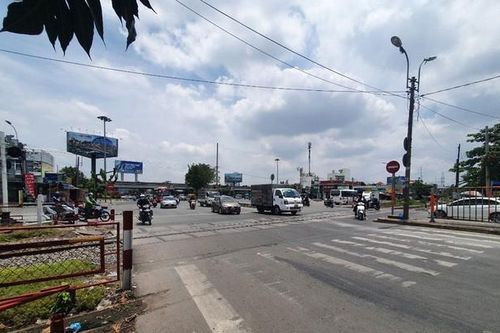 TPHCM đề xuất mở cơ chế vốn để giải bài toán giao thông