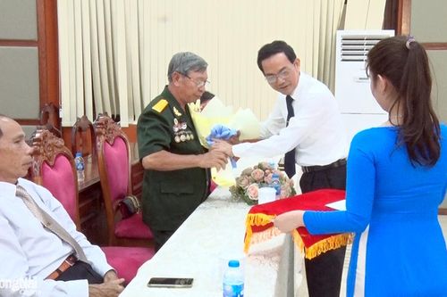 Biên Hòa họp mặt kỷ niệm 93 năm ngày thành lập Đảng