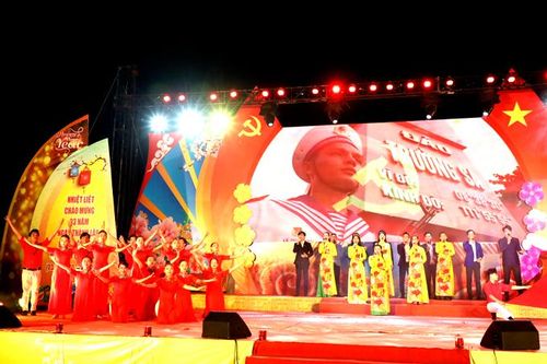 Những giai điệu ngợi ca về Đảng