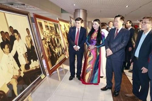 Chủ tịch Quốc hội dự Lễ kỷ niệm 60 năm Ngày Bác Hồ về thăm tỉnh Vĩnh Phúc
