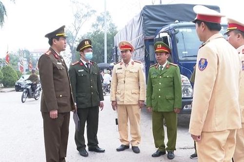 Lập 12 chốt kiểm soát bảo đảm trật tự lễ hội Đền Trần