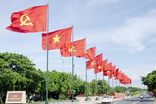 Đảng và mùa xuân tương lai dân tộc