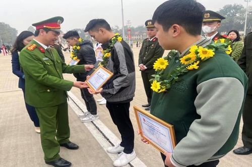 Gặp mặt công dân thực hiện nghĩa vụ Công an nhân dân năm 2023