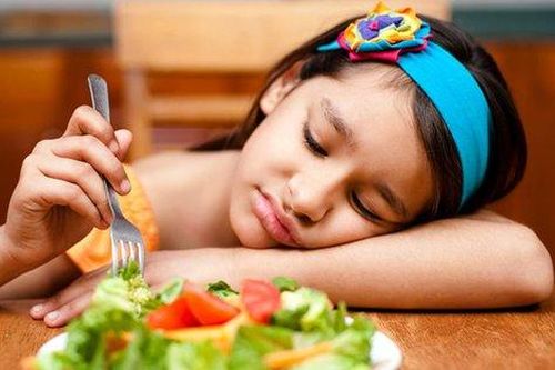 Mẹ hiện đại bật mí tuyệt chiêu siêu đơn giản giúp con chịu 'nạp' rau củ mỗi ngày