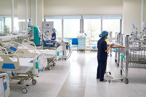 Cháu bé ngừng tim, nguy kịch do uống thuốc theo đơn cũ khi lên cơn hen cấp