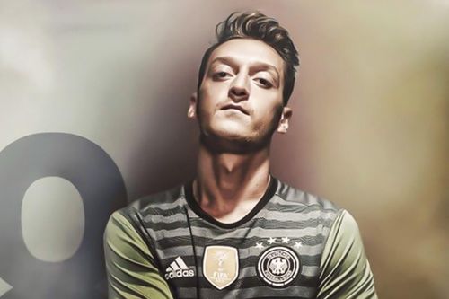 Kỷ lục kiến tạo trong một trận của Ozil