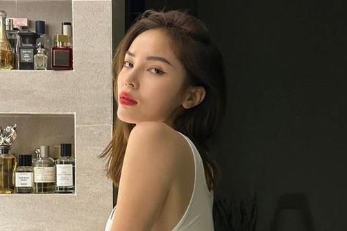 Hoa hậu Kỳ Duyên 'nghiện' khoe eo con kiến, liệu sắc vóc có qua được 'nữ hoàng nội y' Ngọc Trinh?