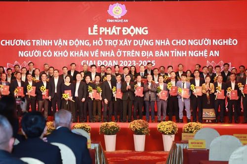 Nghệ An kêu gọi hỗ trợ xây dựng hơn 15.000 ngôi nhà cho người nghèo
