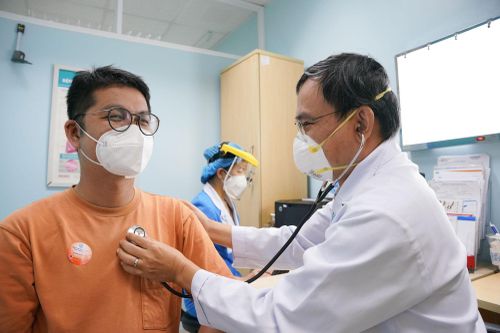 Nhóm sinh viên dùng AI nghiên cứu triệu chứng hậu Covid-19