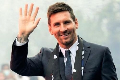 Messi tiết lộ thời điểm quay lại Barcelona