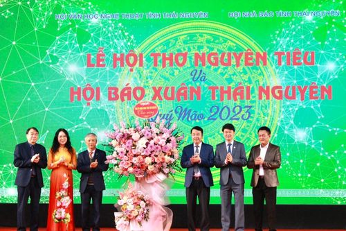 Nhiều hoạt động đặc sắc tại Lễ hội thơ Nguyên tiêu và Hội Báo xuân Thái Nguyên