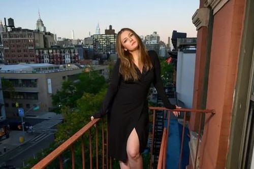 Tiểu thư lừa đảo được mời diễn thuyết tại Harvard