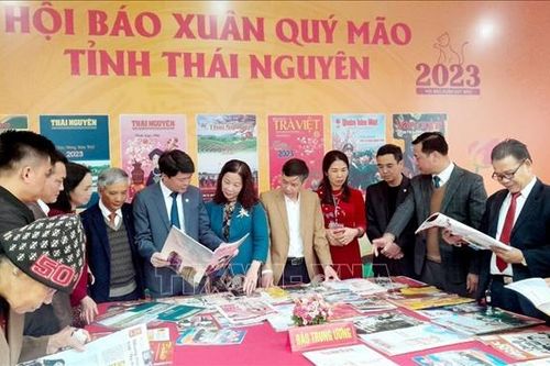 Lễ hội Thơ Nguyên tiêu và Hội Báo Xuân tại Thái Nguyên