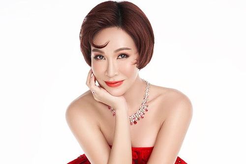 Uyên Linh hát đêm nhạc 'cao cấp' cùng sao Nhật Bản Emi Fujita