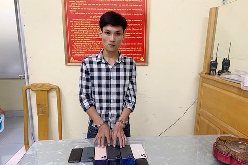 Bị bắt vì giả gái để trộm cắp tài sản