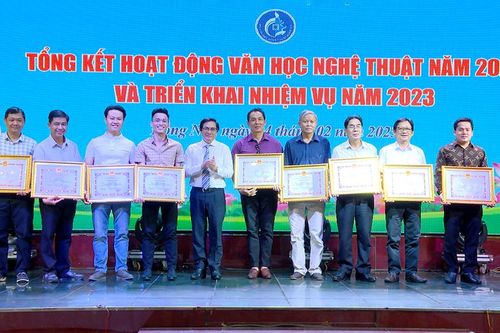 Đồng Nai luôn đồng hành để văn nghệ sĩ phát triển tài năng